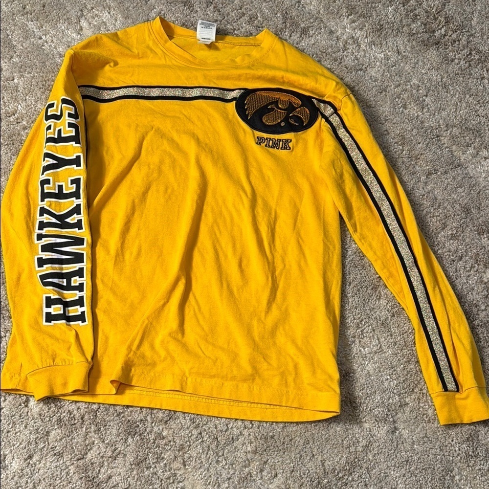 🍍Victoria Secret University of Iowa Hawkeyes long sleeve🍍Sz small